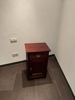 Moet weg! - Set van 2 nachtkastjes – koloniaal stijl, Huis en Inrichting, Slaapkamer | Nachtkastjes, Ophalen, Gebruikt, Minder dan 45 cm