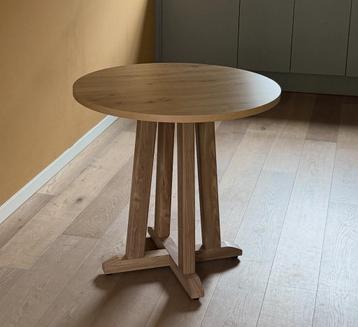 Zo goed als nieuwe landelijke salontafel - Ø80cm beschikbaar voor biedingen