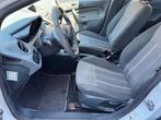 Ford Fiesta 1.4 Trend 5DRS/AIRCO/APK NIEUW, Gebruikt, Wit, Bedrijf, Handgeschakeld