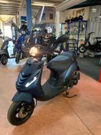 Gebro scooters: Piaggio zip SP-line 45KM BJ2018 mat blauw, Ophalen, Maximaal 45 km/u, Zip, Zo goed als nieuw