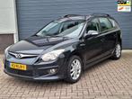 Hyundai I30 CW | 1.6i i-Motion | Airco | Bluetooth | Parkeer, Gebruikt, 1591 cc, 4 cilinders, Zwart