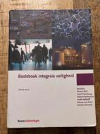 Basisboek Integrale Veiligheid 3e druk, Ophalen of Verzenden, Zo goed als nieuw, Maatschappij en Samenleving, Nederland