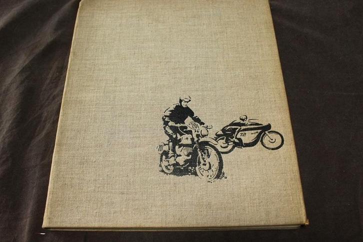 MZ Siege Erfolge Triumphe VEB Zschopau 1966, Boeken, Motoren, Gelezen, Ophalen of Verzenden