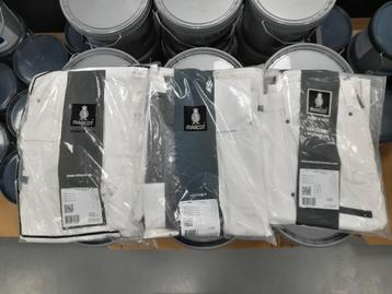 Mascot werkkleding  beschikbaar voor biedingen