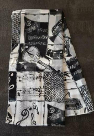 SJAAL DESSIN MUZIEKINSTRUMENTEN beschikbaar voor biedingen