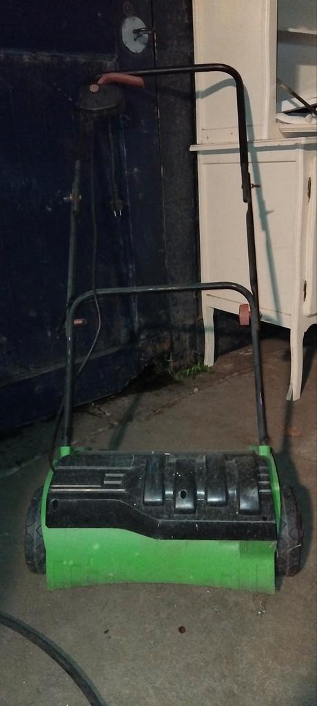 Florabest Grasmaaier - Verticuteermachine, Tuin en Terras, Verticuteermachines, Gebruikt, Elektrisch, Ophalen