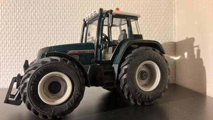 fendt 716 siku 1:32, Hobby en Vrije tijd, Modelauto's | 1:32, Zo goed als nieuw, Tractor of Landbouw, SIKU, Ophalen of Verzenden