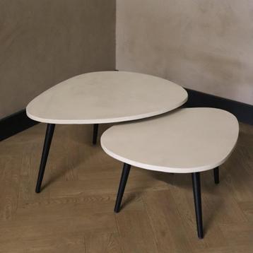 Organisch salontafel set - betonlook beschikbaar voor biedingen