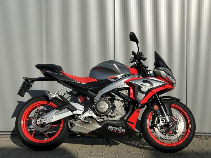 Aprilia Tuono 660 (bj 2021), Motoren, Motoren | Aprilia, Bedrijf, Overig, meer dan 35 kW, ABS