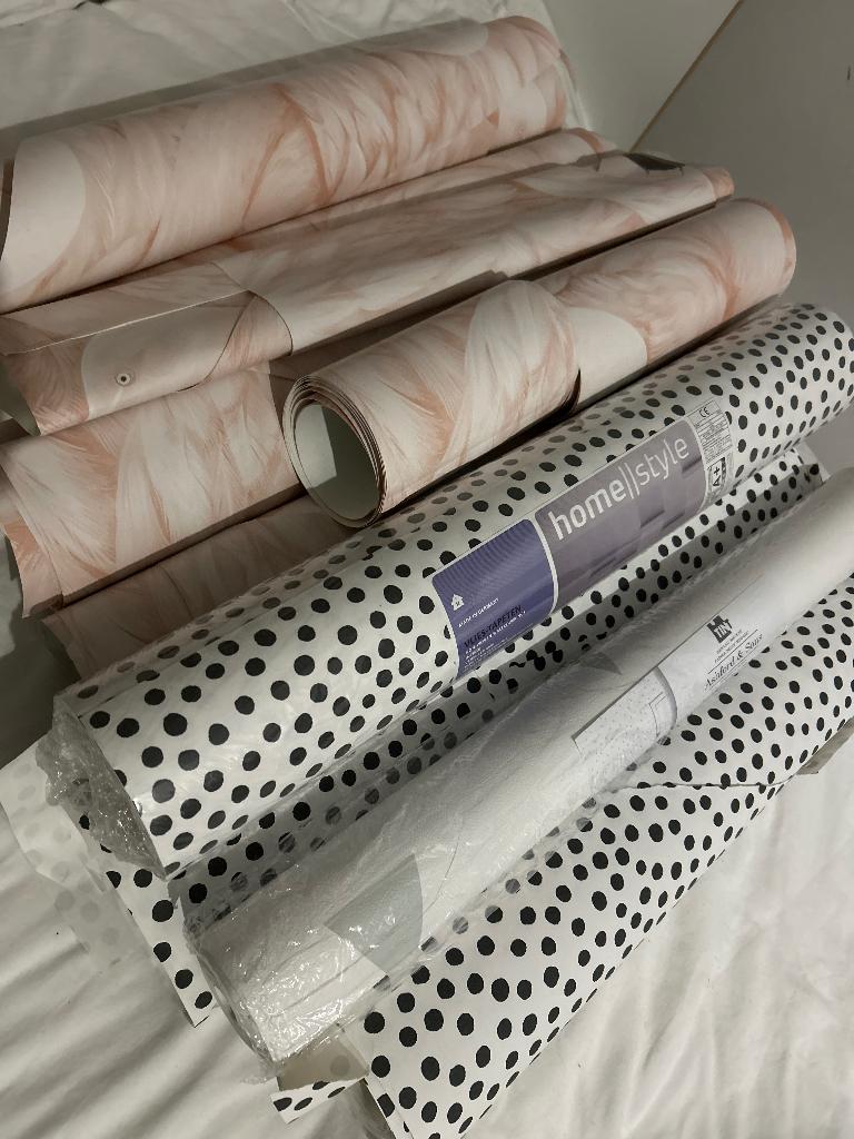 Behang restanten behang, Huis en Inrichting, Stoffering | Behang, Ophalen of Verzenden, Minder dan 10 m², Wit