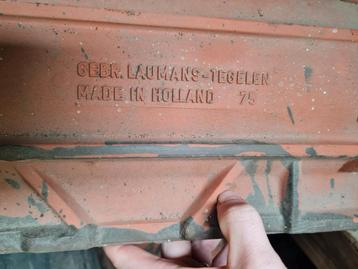 Dakpannen Gebroeders Laumans Tegelen 75 beschikbaar voor biedingen