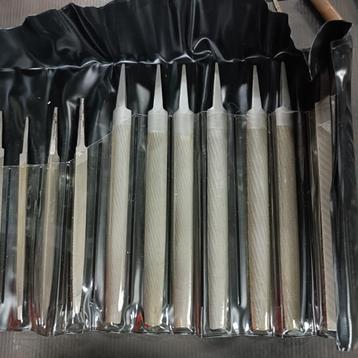 SIMONDS U.S.A. SET FILES FEILEN  14 PCS NOS  beschikbaar voor biedingen