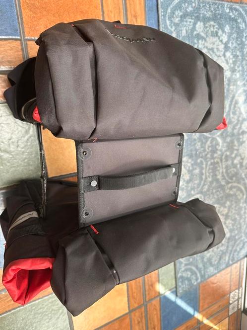 Fiets bag newlooxs, Fietsen en Brommers, Fietsaccessoires | Fietstassen, Zo goed als nieuw, Ophalen of Verzenden