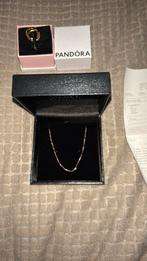 een gouden ketting en een oorbellen, Ophalen of Verzenden, Zo goed als nieuw