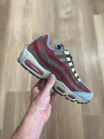 Nike Air Max 95 ‘Freddy Krueger’ 41, Kleding | Heren, Schoenen, Ophalen of Verzenden, Zo goed als nieuw, Overige kleuren