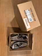 Yeezy 350 Boost V2 ZYON maat 39 1/3 origineel, Ophalen of Verzenden, Zo goed als nieuw