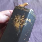 Japan: Sake Kruik Whistling Bird Aardewerk Zwart Goudluster, Antiek en Kunst, Verzenden