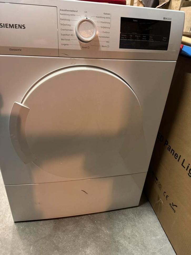Wasdroger Siemens IQ300, Witgoed en Apparatuur, Wasdrogers, Gebruikt, Luchtafvoer, Voorlader, 6 tot 8 kg, Minder dan 85 cm, Ophalen