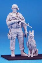 LF0124 - US K9 with the Handler, Hobby en Vrije tijd, Modelbouw | Figuren en Diorama's, Ophalen of Verzenden, Nieuw, 1:35 tot 1:50