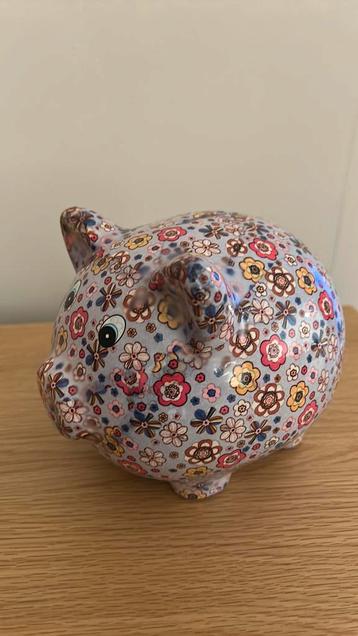 Varken spaarpot circa 15 cm hoog beschikbaar voor biedingen