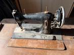 Antieke Singer Naaimachine met Tafel, Ophalen