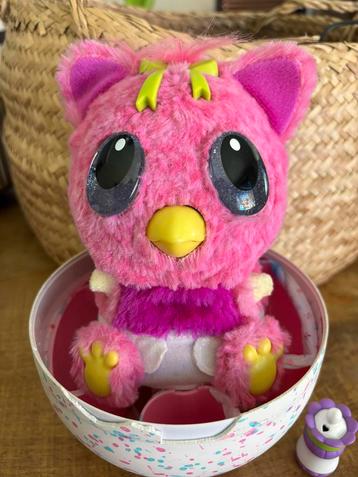 Baby meisje Hatchimal. Zo goed als nieuw.  beschikbaar voor biedingen