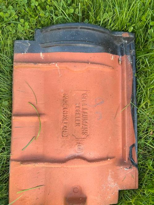 GEZOCHT/TE KOOP GEVRAAGD.  Gebr. Lauman's Tegelen Dakpannen, Doe-het-zelf en Verbouw, Dakpannen en Dakbedekking, Gebruikt, Dakpannen