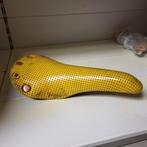 Geel Regal zadel vintage, Fietsen en Brommers, Fietsonderdelen, Regal, Gebruikt, Regal, Racefiets