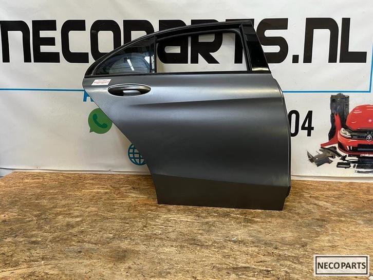 C KLASSE W205 PORTIER DEUR ACHTERDEUR 297 KLEUR ORIGINEEL, Auto-onderdelen, Carrosserie en Plaatwerk, Achterklep, Mercedes-Benz