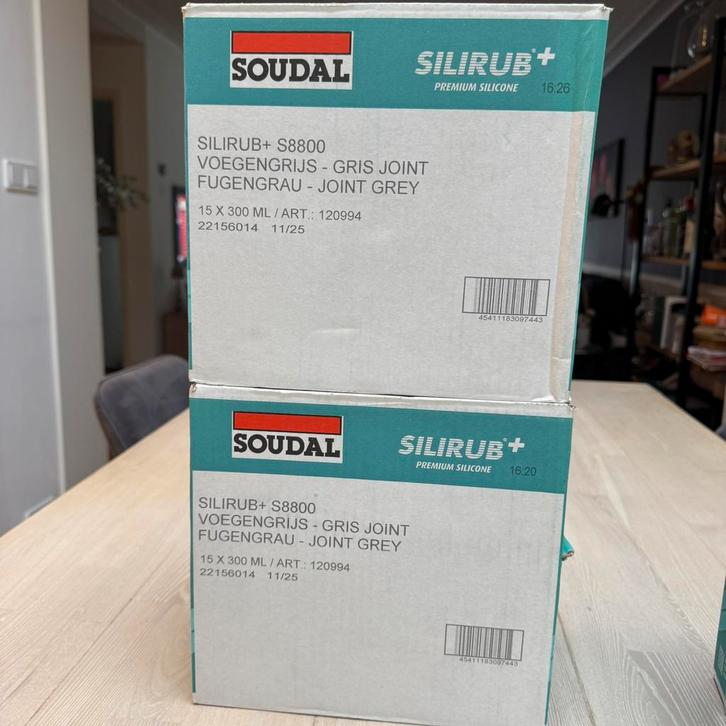 Sanitairkit Soudal Silirub + S8800 sanitairgrijs kokers, Doe-het-zelf en Verbouw, Sanitair, Nieuw, Douche, Glas, Ophalen of Verzenden