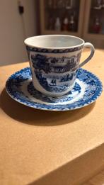 Porseleinen kopje en schoteltje, Antiek en Kunst, Ophalen of Verzenden