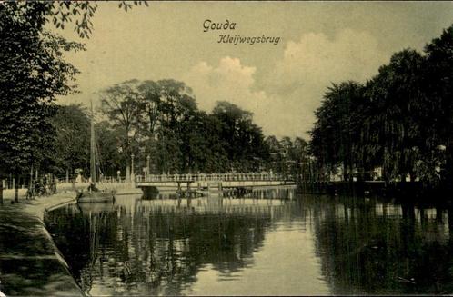 Gouda - Kleijwegsbrug groen, Verzamelen, Ansichtkaarten | Nederland, Gelopen, Zuid-Holland, Voor 1920, Ophalen of Verzenden