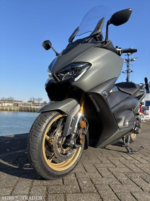 Yamaha Tmax 560 techmax, Motoren, Motoren | Yamaha, Particulier, Scooter, 12 t/m 35 kW, 2 cilinders, Ophalen of Verzenden