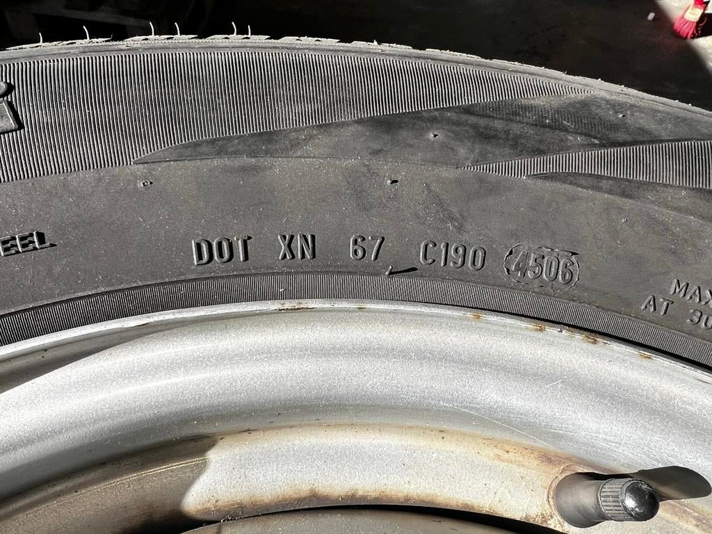 Land Rover Defender/Disco Velgen met Banden - Gebruikt, Auto-onderdelen, Banden en Velgen, Ophalen, Gebruikt, 16 inch, Banden en Velgen