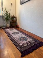 Lang dun tapijt., Huis en Inrichting, Stoffering | Tapijten en Kleden, Ophalen of Verzenden, Zo goed als nieuw, Rechthoekig, 200 cm of meer