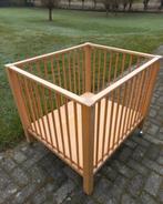 Blank houten babybox met wieltjes, in hoogte verstelbaar, Ophalen, Gebruikt, Vierkant, In hoogte verstelbaar