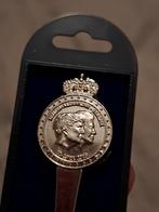 Willem Alexander & Beatrix Theelepeltje, Verzamelen, Koninklijk Huis en Royalty, Ophalen of Verzenden, Gebruikt, Nederland, Speld(je) of Lepel(tje)