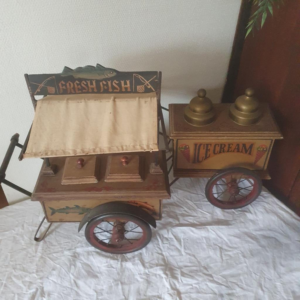 Decoratie karretjes: Viskar en IJscokar, Ophalen of Verzenden