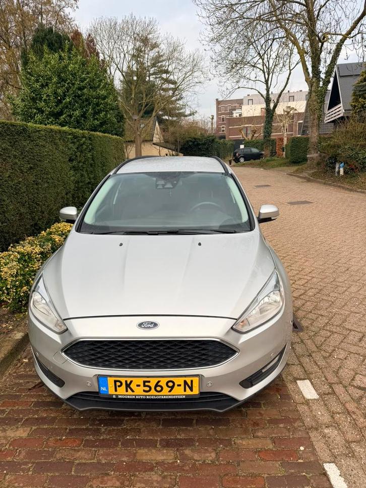 Ford Focus 1.0 Ecoboost 125pk 2016 Grijs, Auto's, Ford, Particulier, Focus, Benzine, A, Stationwagon, Handgeschakeld, Geïmporteerd