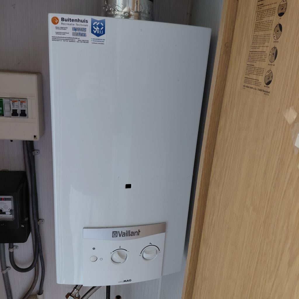 Te koop geiser mag mini vallant kan op een gas fles propaan, Doe-het-zelf en Verbouw, Geisers en Boilers, Minder dan 20 liter