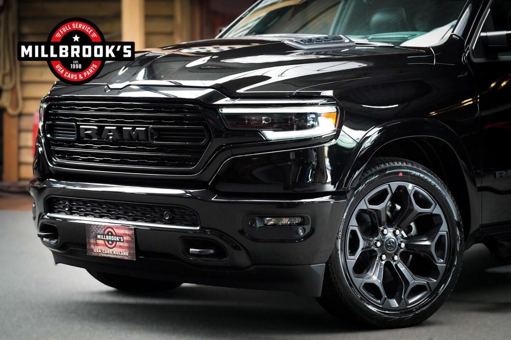 Dodge Ram 1500 5.7 V8 4x4 Limited Night Rambox, BPM VRIJ, Sp, Auto's, Automaat, 5654 cc, 4 stoelen, 402 pk