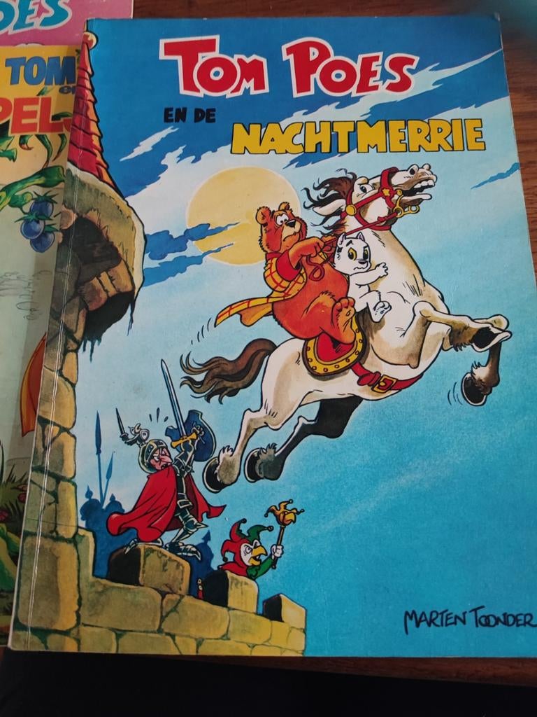 2  stripboeken Tom Poes, Meerdere stripboeken, Ophalen of Verzenden, Gelezen, Marten Toonder