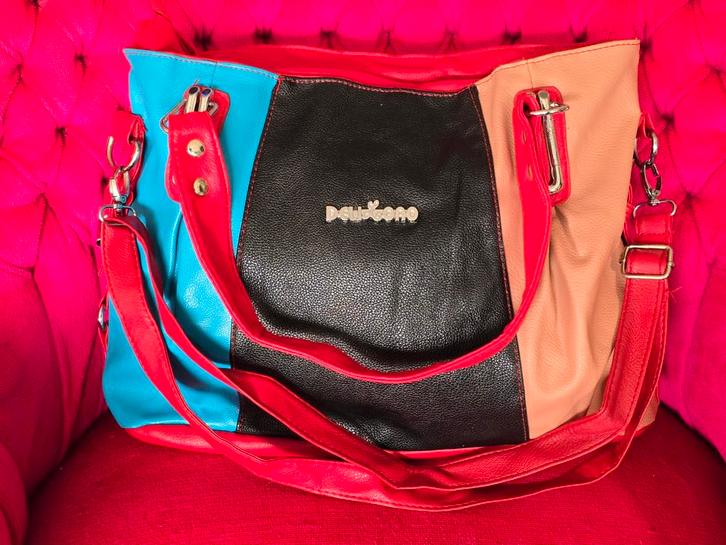 Delil Gro dames schoudertas, Sieraden, Tassen en Uiterlijk, Tassen | Damestassen, Zo goed als nieuw, Handtas, Overige kleuren