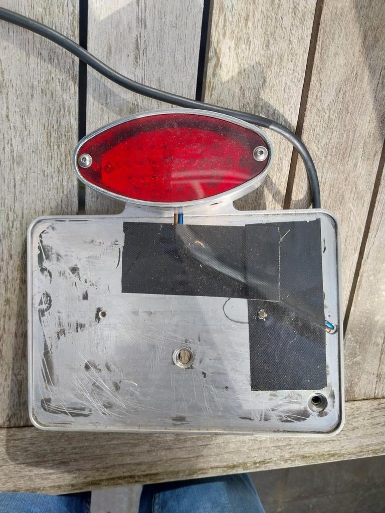 Zijmontage Kentekenplaathouder met LED Achterlicht, Motoren, Ophalen of Verzenden, Gebruikt