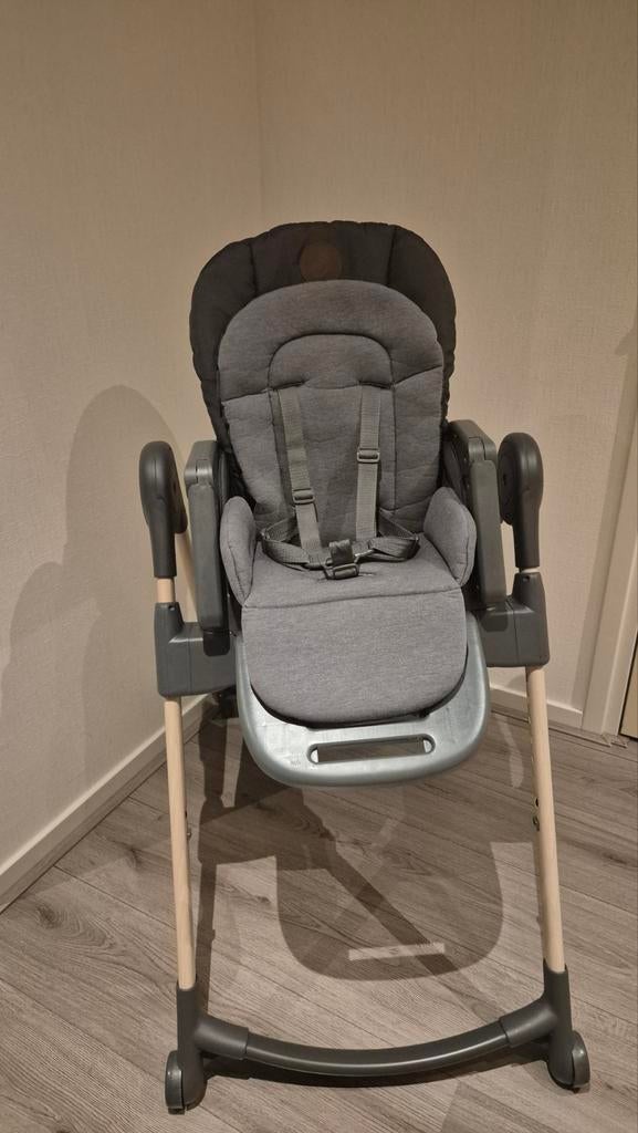 Maxi Cosi Minla Kinderstoel - Meegroeistoel, Kinderen en Baby's, Kinderstoelen, Zo goed als nieuw, Meegroeistoel, Afneembaar eetblad