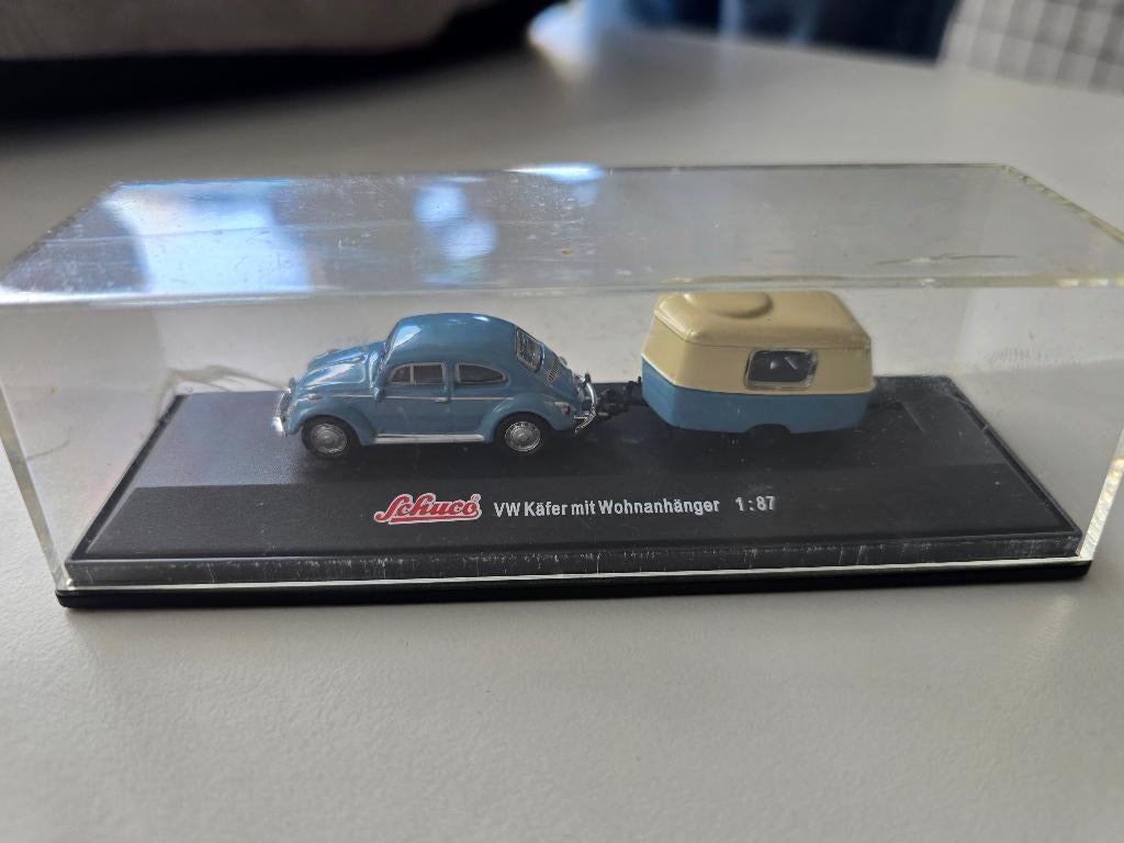 Volkswagen Beetle met caravan 1/87, Ophalen of Verzenden, Gebruikt, Bus of Vrachtwagen, Schuco