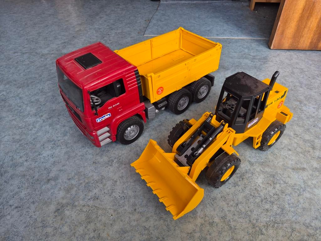 Bruder vrachtwagen en loader set, Ophalen of Verzenden, Zo goed als nieuw