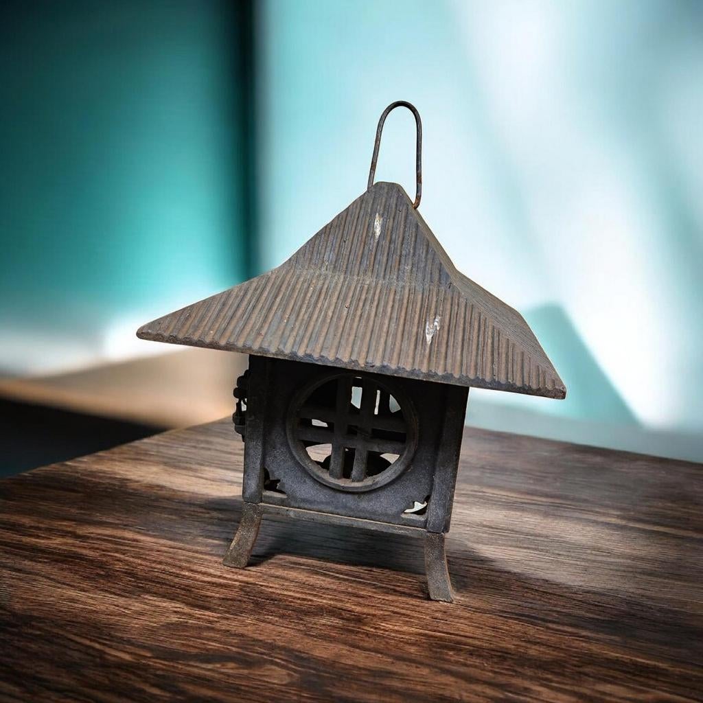 Vintage Japanse gietijzeren lantaarn, Ophalen