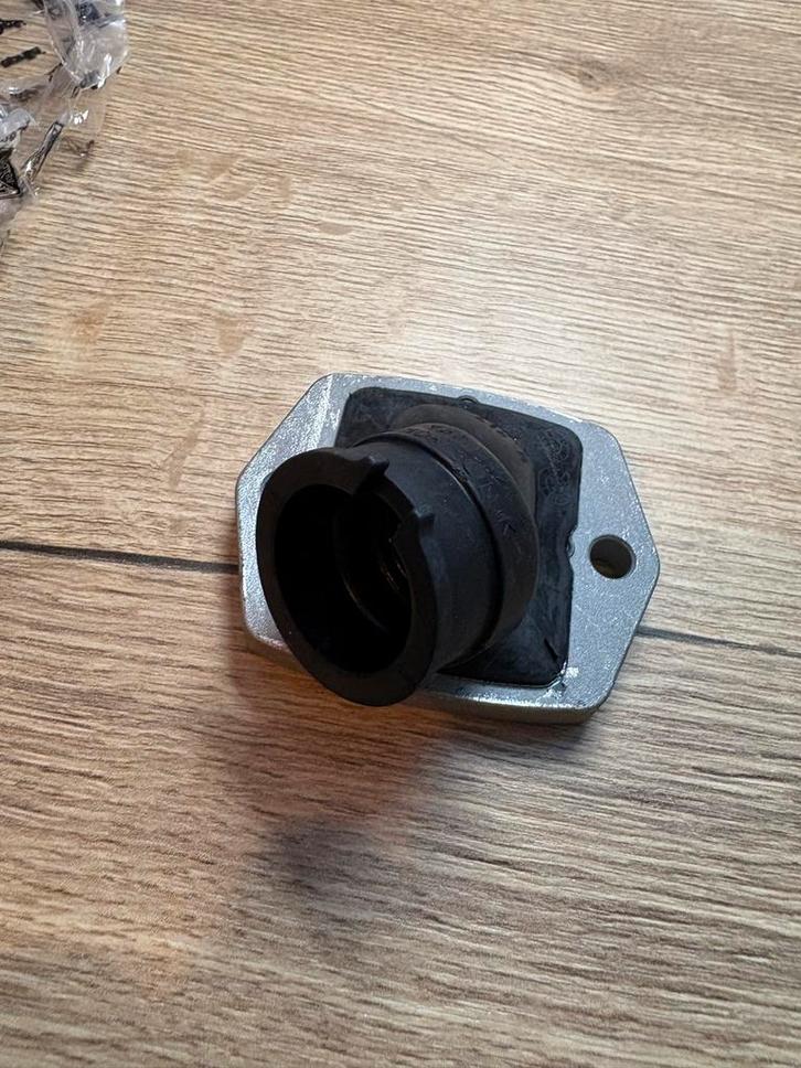 Inlaatspruitstuk voor carburateur, Auto-onderdelen, Brandstofsystemen, Nieuw, Ophalen of Verzenden