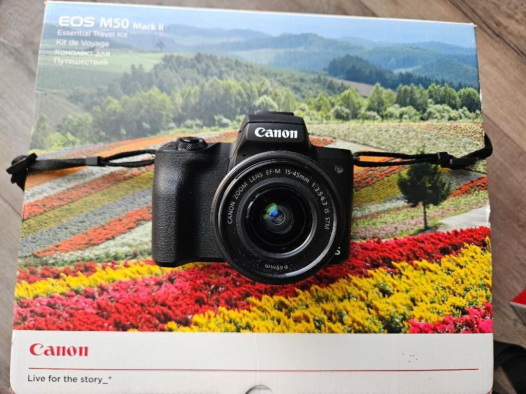 Canon EOS M50 Mark II Essential Travel Kit, Canon, Compact, Ophalen of Verzenden, Zo goed als nieuw